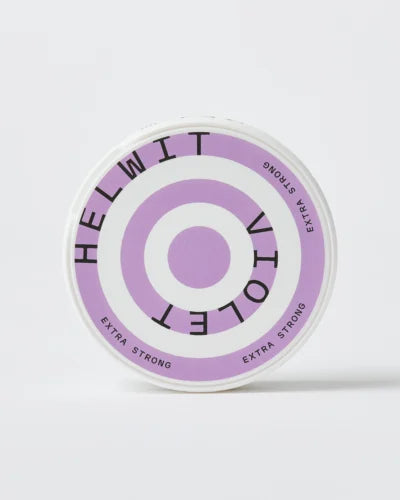 a white nicotine pouche of helwit in flavour violet with a extra strong strength